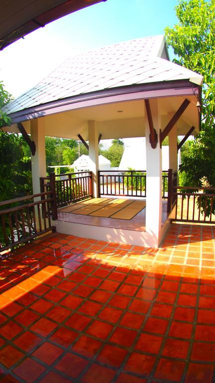 Baan2Rai Hotel Kanchanaburi Exterior foto