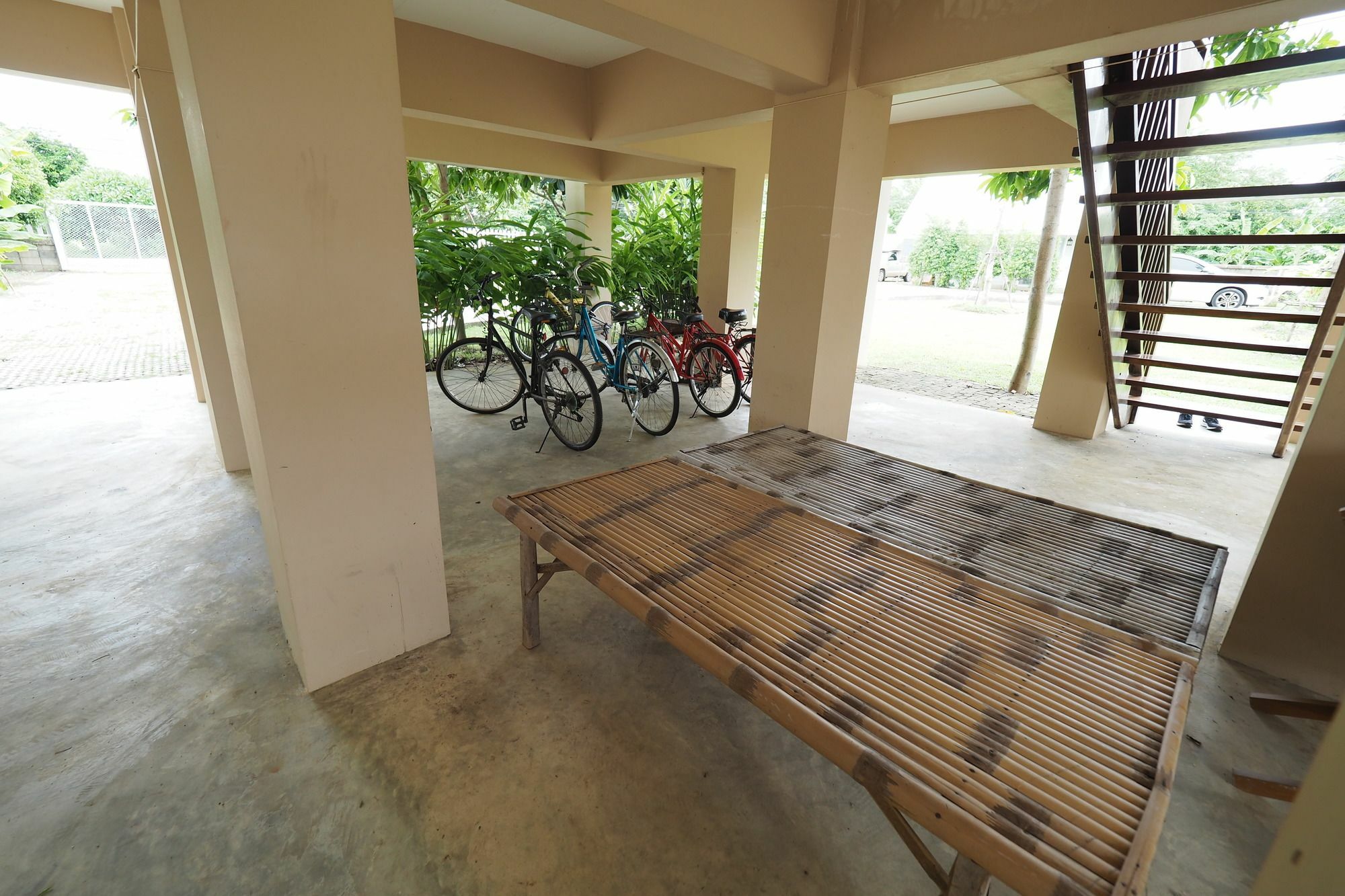 Baan2Rai Hotel Kanchanaburi Exterior foto